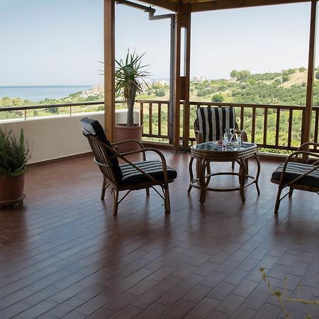 Alexandra Villa Stalós Exteriér fotografie