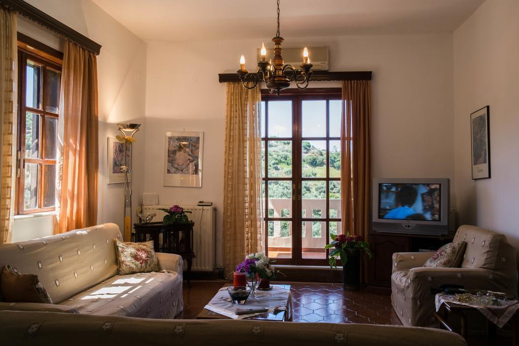 Alexandra Villa Stalós Exteriér fotografie
