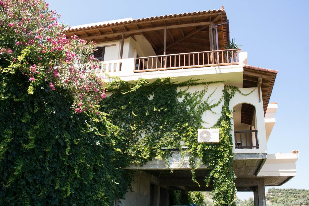 Alexandra Villa Stalós Exteriér fotografie