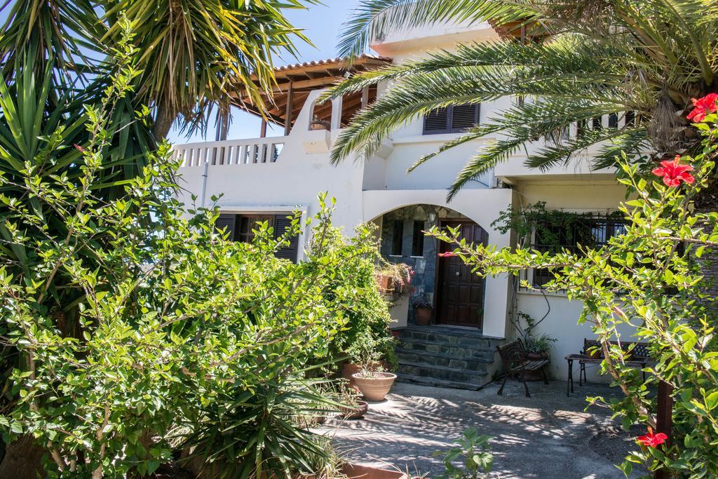 Alexandra Villa Stalós Exteriér fotografie